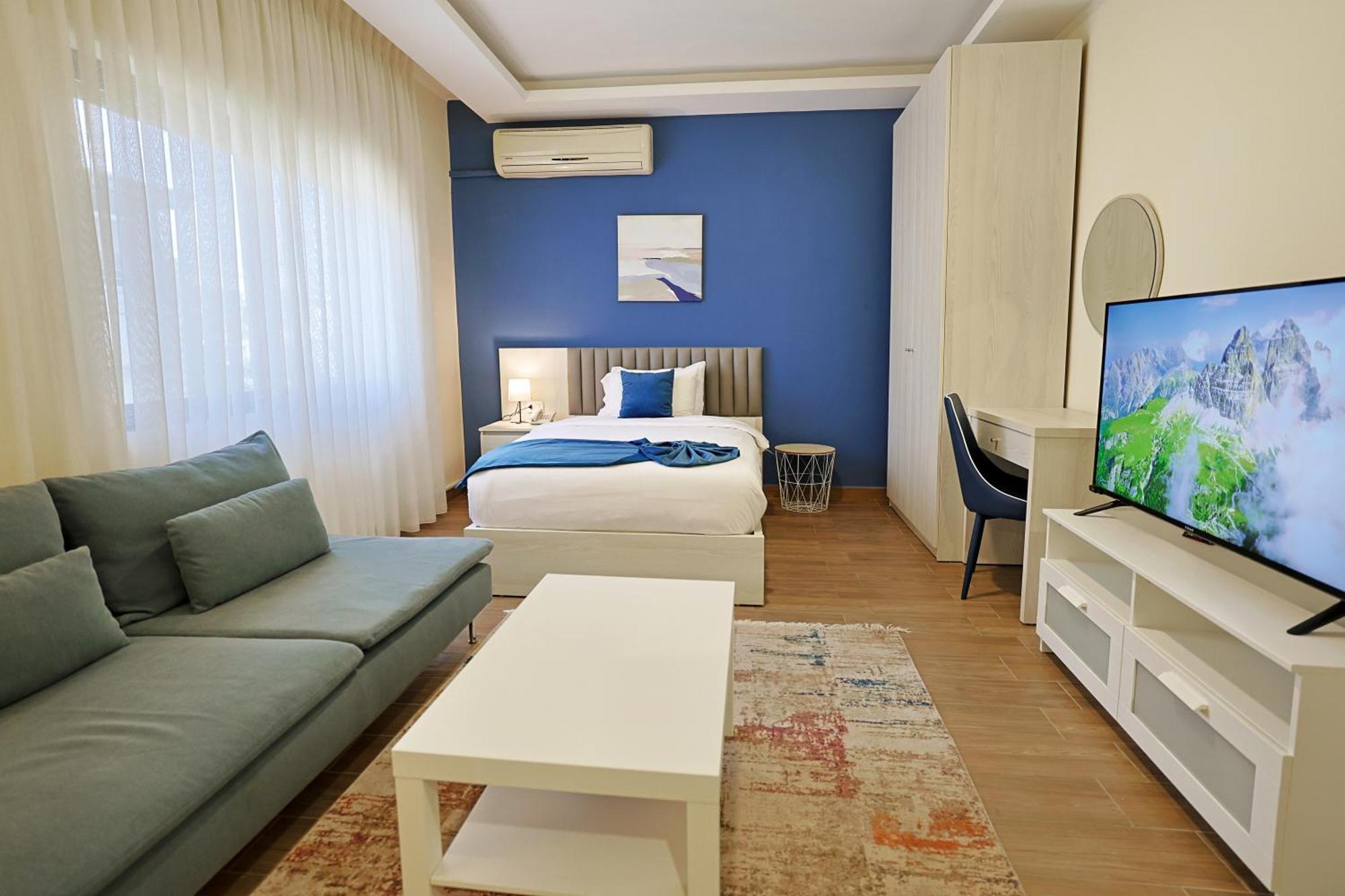 46 Serviced Apartments Аман Екстериор снимка