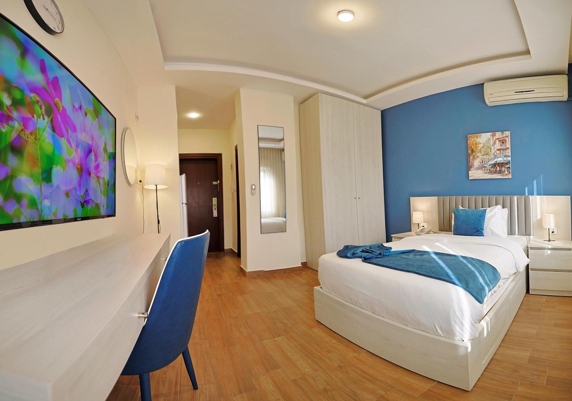 46 Serviced Apartments Аман Екстериор снимка