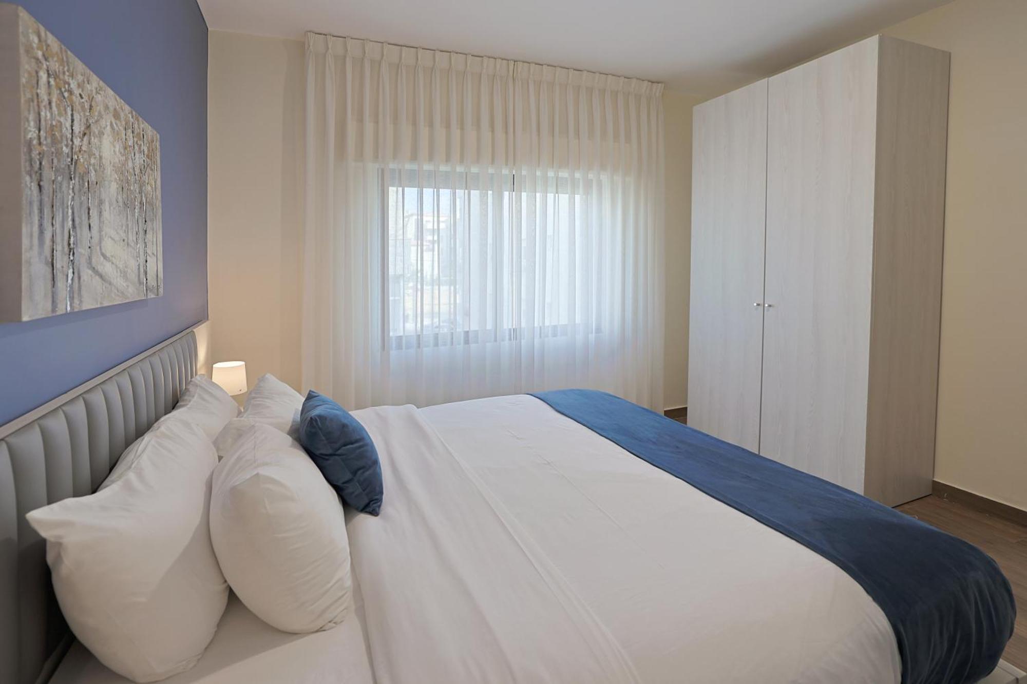 46 Serviced Apartments Аман Екстериор снимка