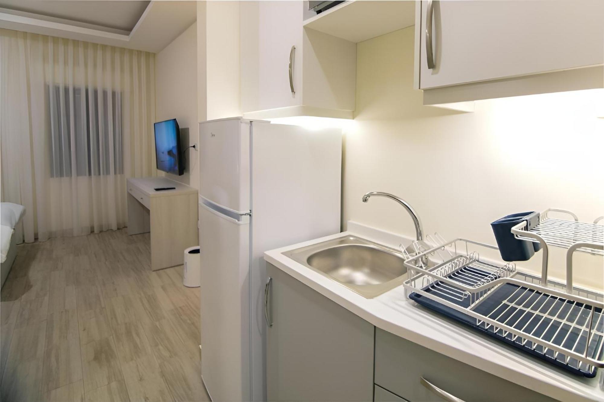 46 Serviced Apartments Аман Екстериор снимка