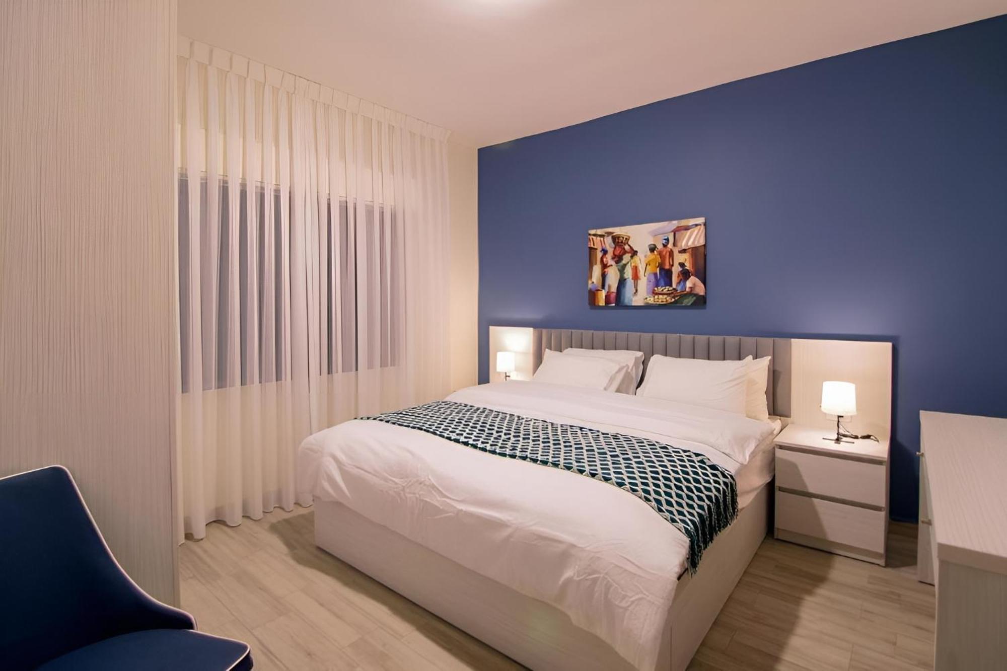 46 Serviced Apartments Аман Екстериор снимка