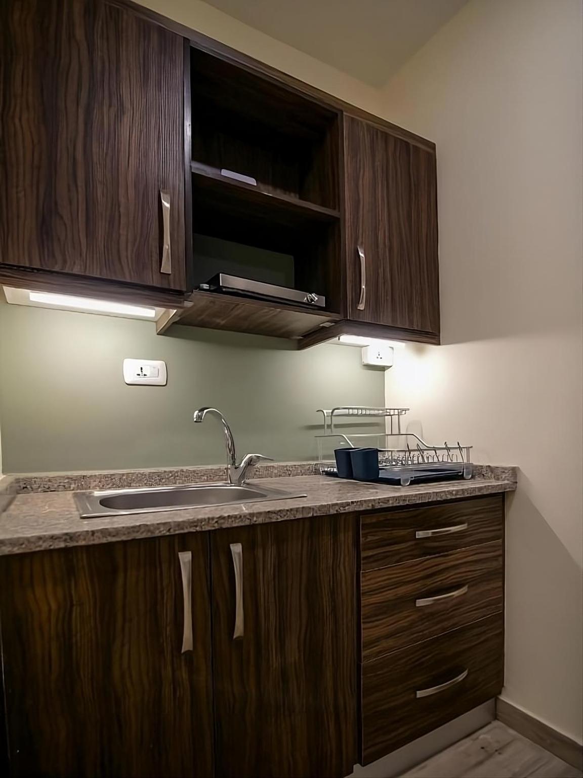 46 Serviced Apartments Аман Екстериор снимка